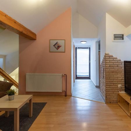 Apartma Ivano ボーヒニ エクステリア 写真